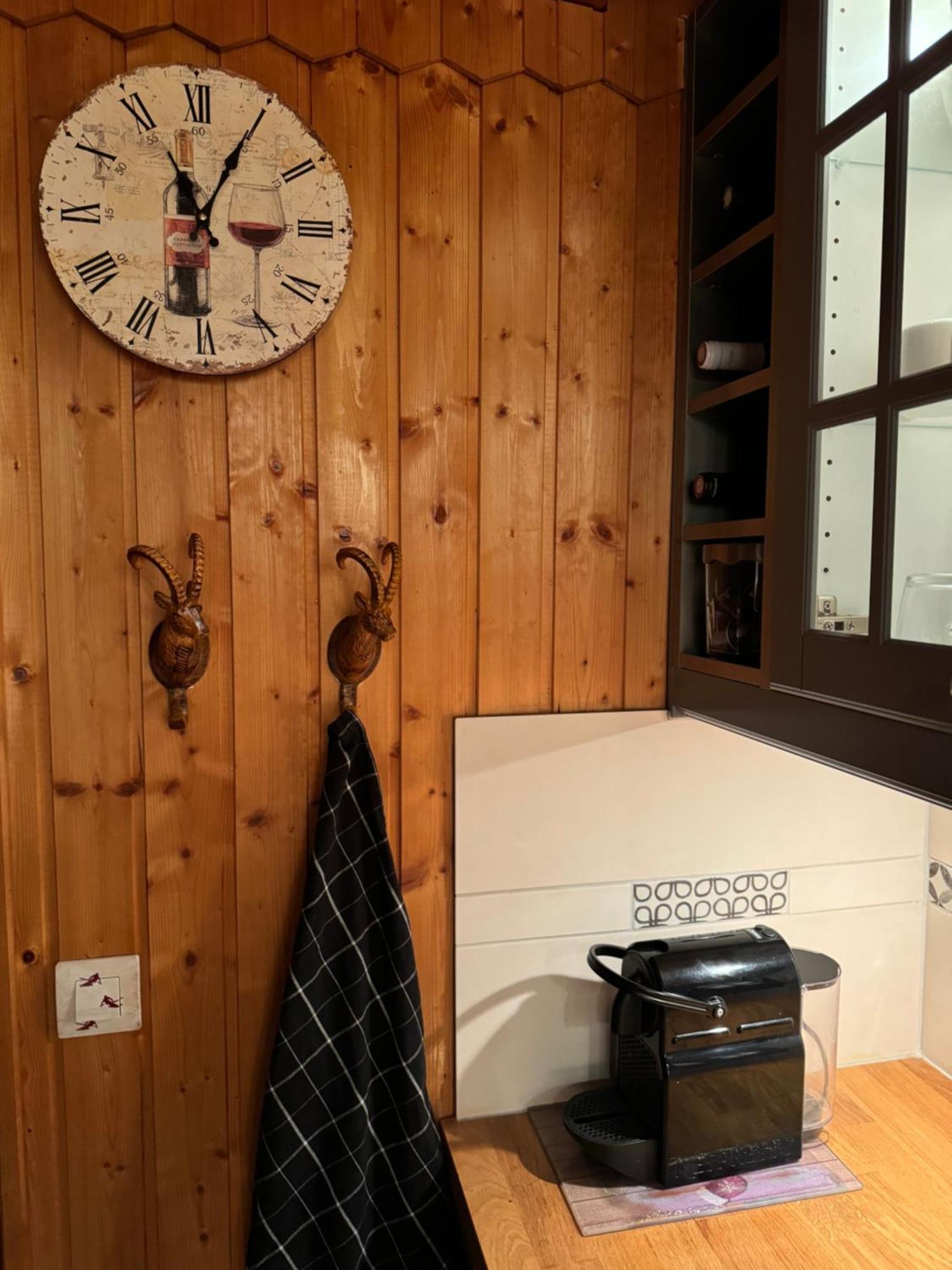 Charming, Cosy Chalet Nestled In A Breathtaking Surrounding With Spectacular, Stunning Mountain Views Abondance 외부 사진
